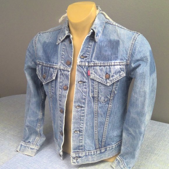 Veste Jean Trucker Vintage Levi's Pour Homme - Taille M, Bleu Dénim, Style Bomber Intemporel